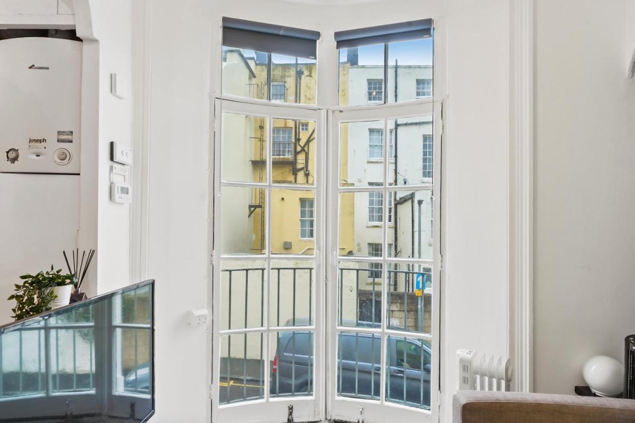 Modern One Bedroom Apartments In Hove Exterior foto