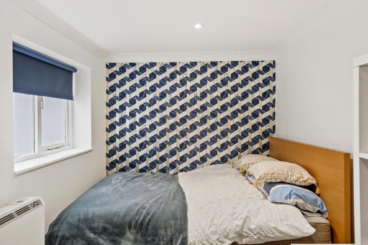 Modern One Bedroom Apartments In Hove Exterior foto